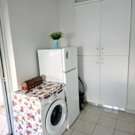 Michalis Apartment- Close To Port, Beaches 아파트