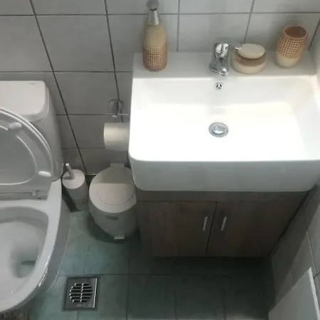 Michalis Apartment- Close To Port, Beaches 아파트 코스 타운