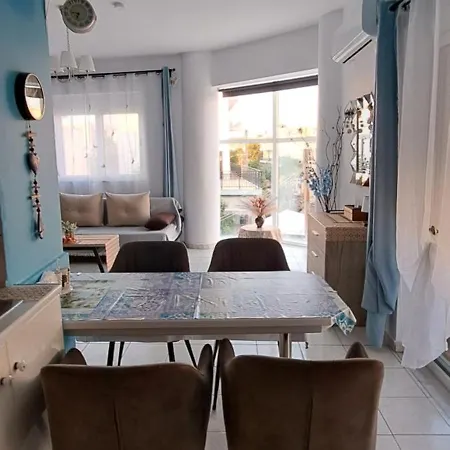 Michalis Apartment- Close To Port, Beaches * 코스 타운